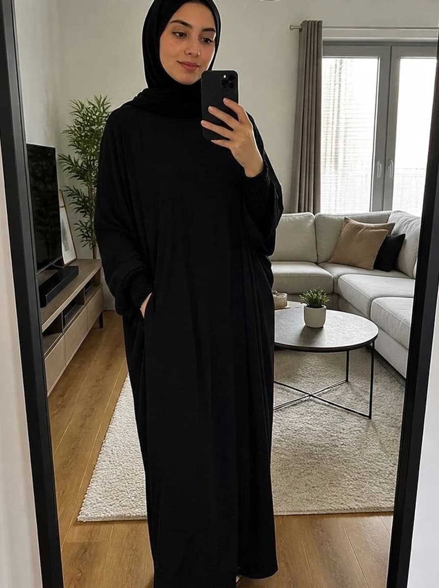 Classic black abaya
