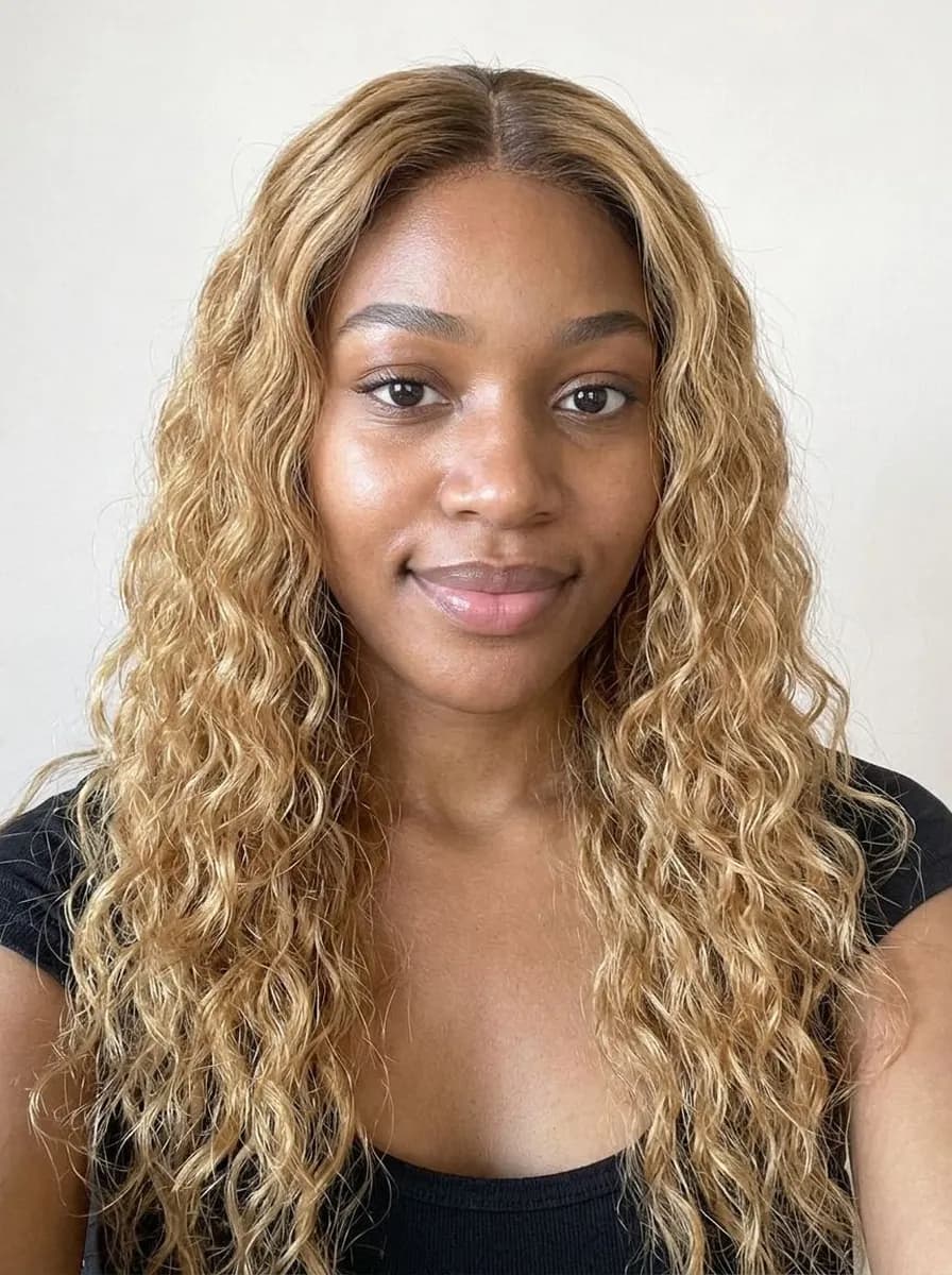 Honey blonde long wavy wig